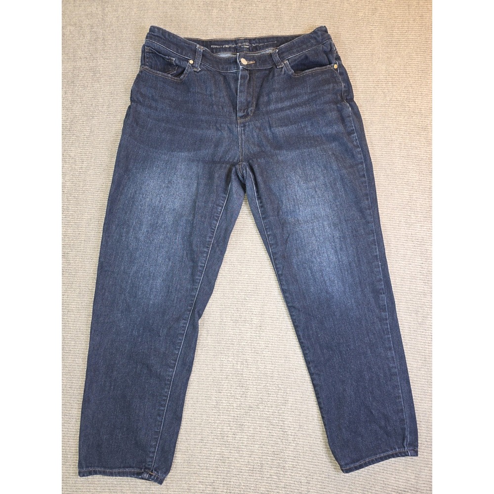 Chicos Perfect Stretch Girlfriend Slim Leg Ankle Jeans 1.5 US 10 Stretch Denim
